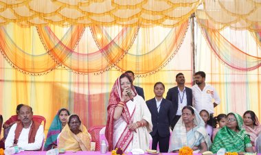 लावाकेरा क्रिकेट का रोमांचक अंत: टांगरगांव बना चैंपियन, मुख्यमंत्री की धर्मपत्नी श्रीमती कौशल्या साय ने बढ़ाया खिलाड़ियों का उत्साह