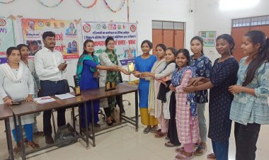 जशपुर: बालिकाओं को सिखाए कानूनी अधिकार, 'बेटी बचाओ बेटी पढ़ाओ' के तहत स्वच्छता पर भी दिया जोर