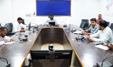 जशपुर: निर्माण कार्यों में लापरवाही बर्दाश्त नहीं, कलेक्टर ने दी गुणवत्ता और समय-सीमा की सख्त हिदायत