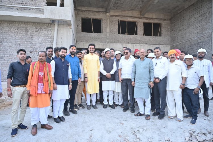 जशपुर की नई 'लाइफलाइन': मुख्यमंत्री श्री विष्णु देव साय ने निर्माणाधीन जगदेव राम उरांव कल्याण आश्रम चिकित्सालय का किया अवलोकन