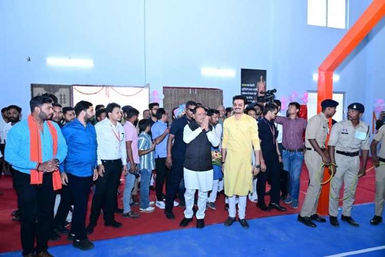 खेलों की दुनिया में जशपुर की नई उड़ान: मुख्यमंत्री श्री विष्णु देव साय ने 3.52 करोड़ के मल्टीपरपज इंडोर स्टेडियम का किया लोकार्पण