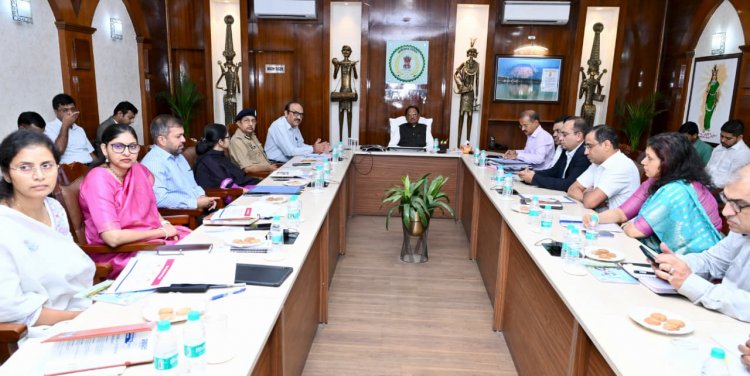 पश्चिम एशिया संकट: मुख्यमंत्री श्री विष्णु देव साय ने ली हाई-लेवल मीटिंग, कलेक्टरों को कालाबाजारी पर सख्त कार्रवाई के निर्देश