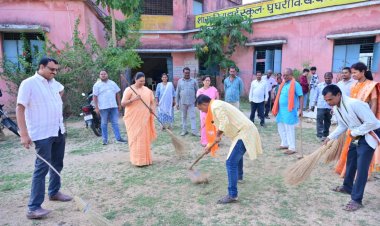 मोदी सरकार के 12 वर्ष पूरे: विधायक गोमती साय ने महादेवदांड में किया सघन जनसंपर्क, लाभार्थियों ने जताया आभार